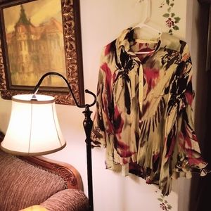 🎄4 for $20! Womens Multi colored Pleated jacket